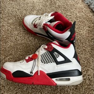 jordan 4 fire reds